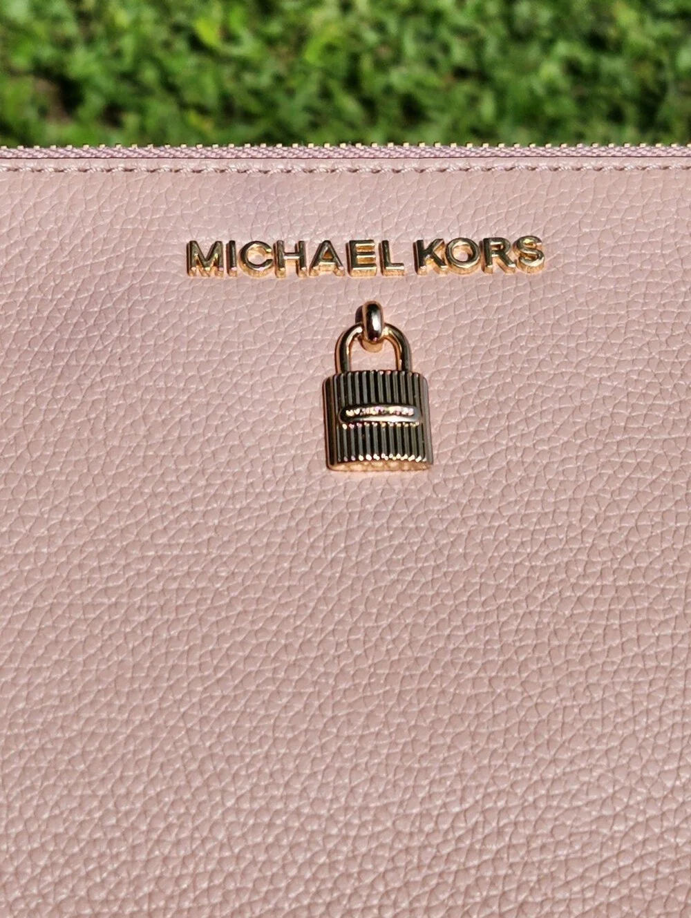 Michael Kors XL Adele Pebbled Leather Zip Clutch Wristlet Fawn EUC